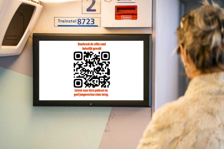 Concept: podcast met QR-code in de trein